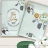 Thiệp cưới in hoa - Mẫu thiệp cưới phong cách tối giản