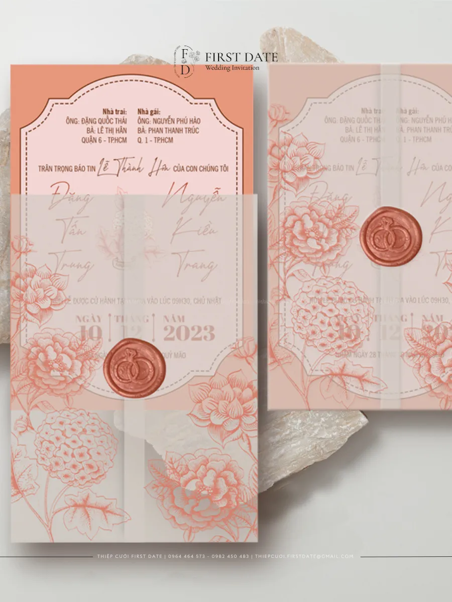 Thiệp cưới hiện đại - Mẫu giấy hồng Camay