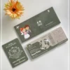 Thiệp Cưới Passport mẫu chibi màu xanh rêu