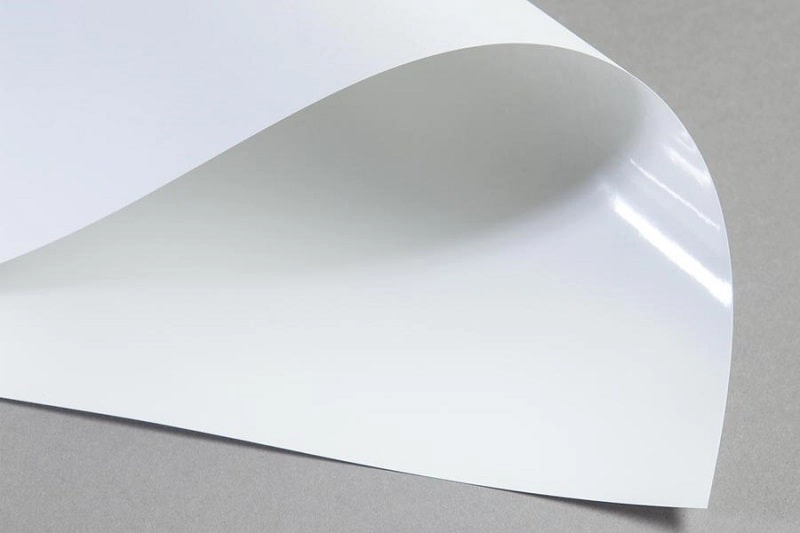 chất liệu giấy in thiệp cưới tối giản giấy Couche