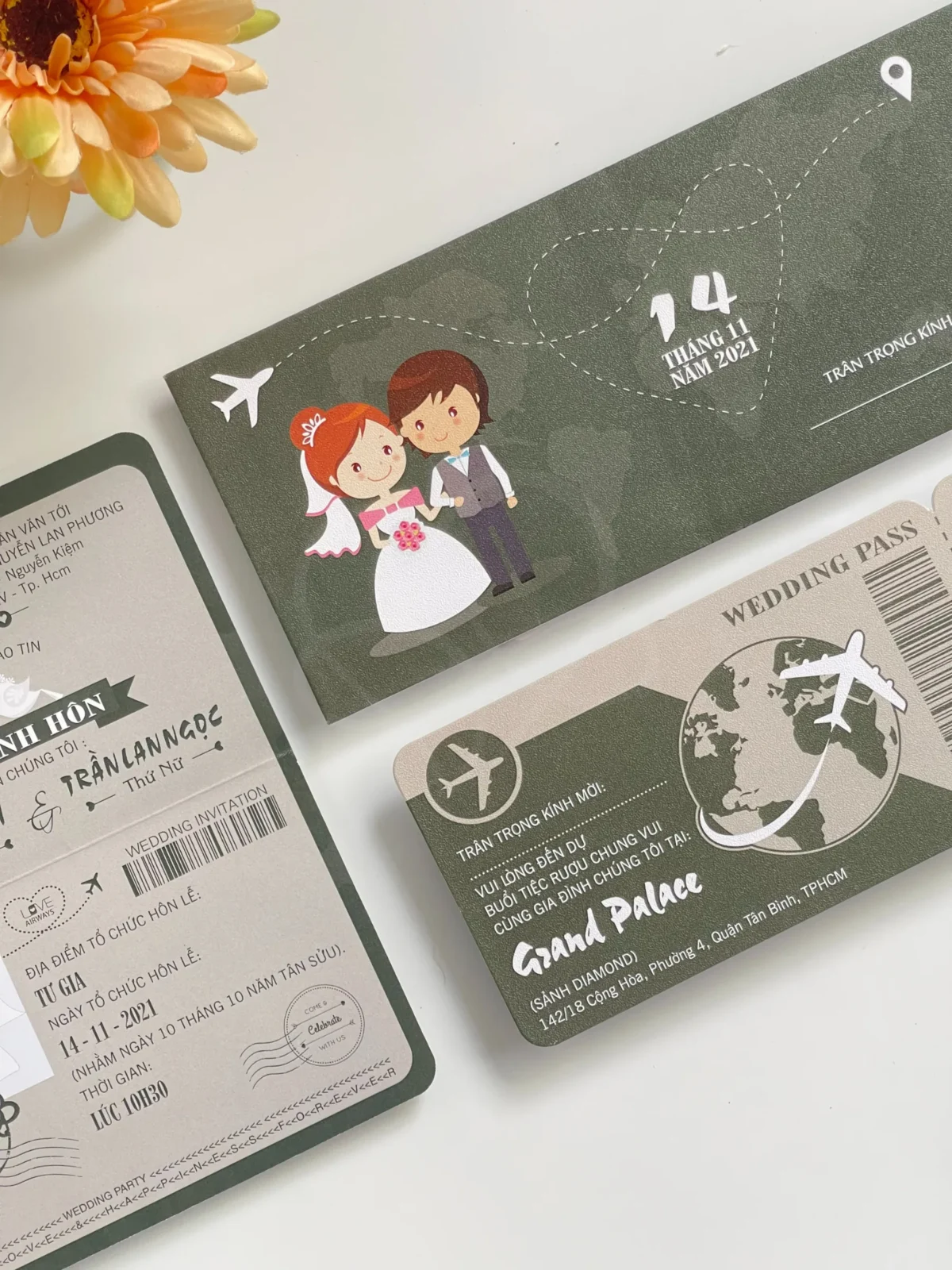 Thiệp cưới passport - Mẫu chibi màu xanh rêu